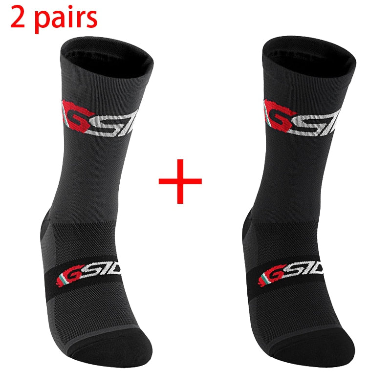 Compression Cycling Socks: Knee-High Comfort and Sporty Style BIKE FIELD